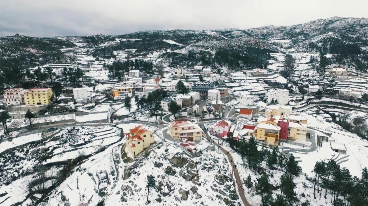 Hostel Criativo Do Sabugueiro ซาบูเกย์โร ภายนอก รูปภาพ